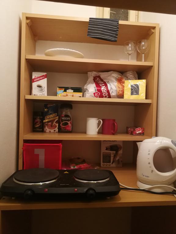 Flat 18 Minutes From Vaclavske Namesti プラハ エクステリア 写真
